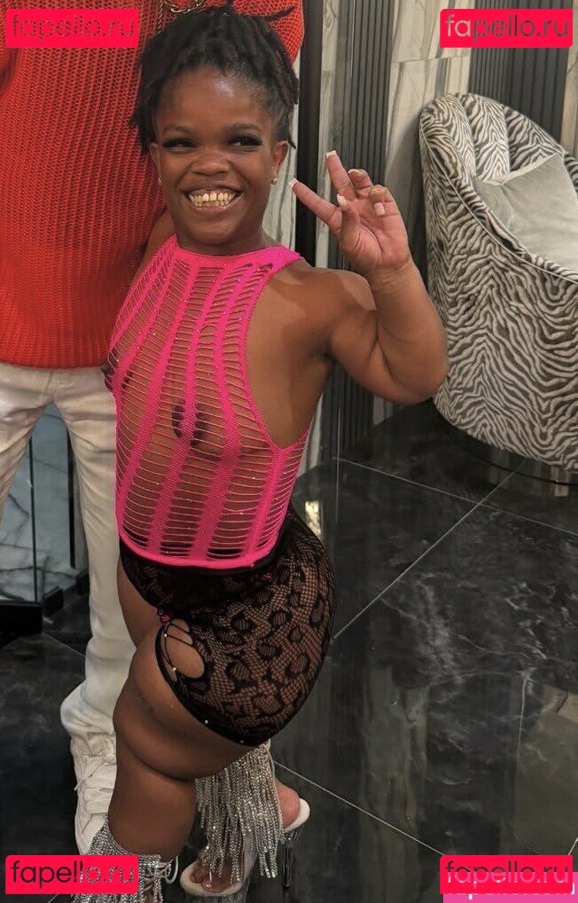 iamonlyabira Nude Onlyfans Photo 3