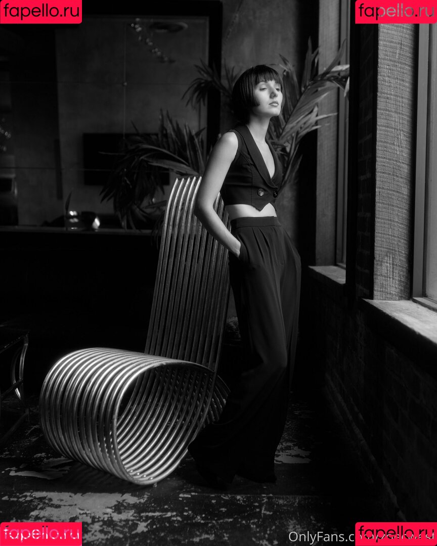 zoecwest Onlyfans Photo Gallery 