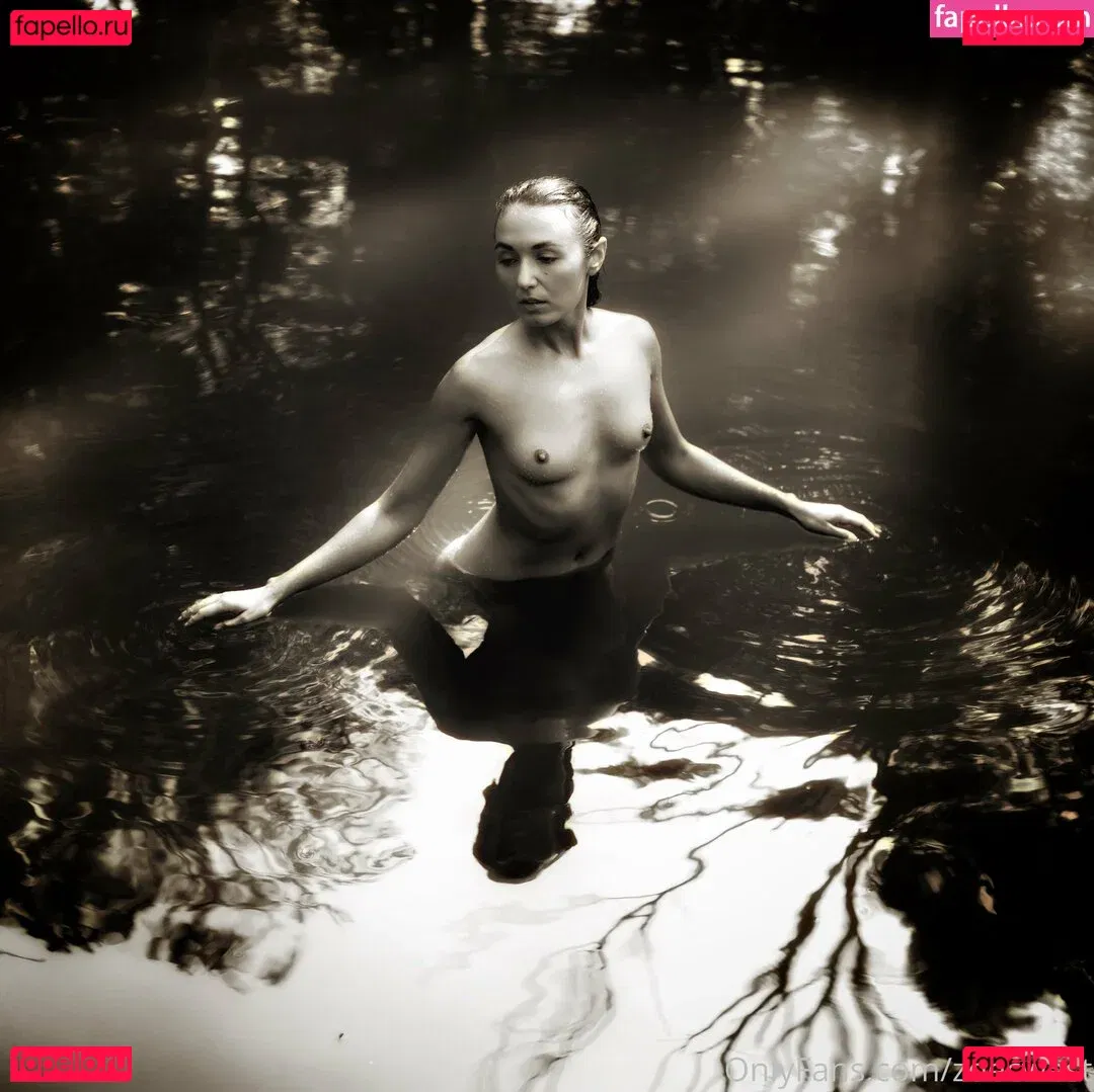 zoecwest Onlyfans Photo Gallery 