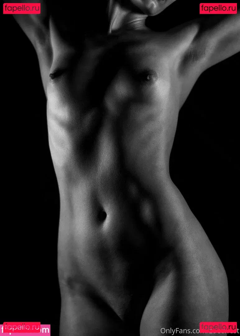 zoecwest Onlyfans Photo Gallery 