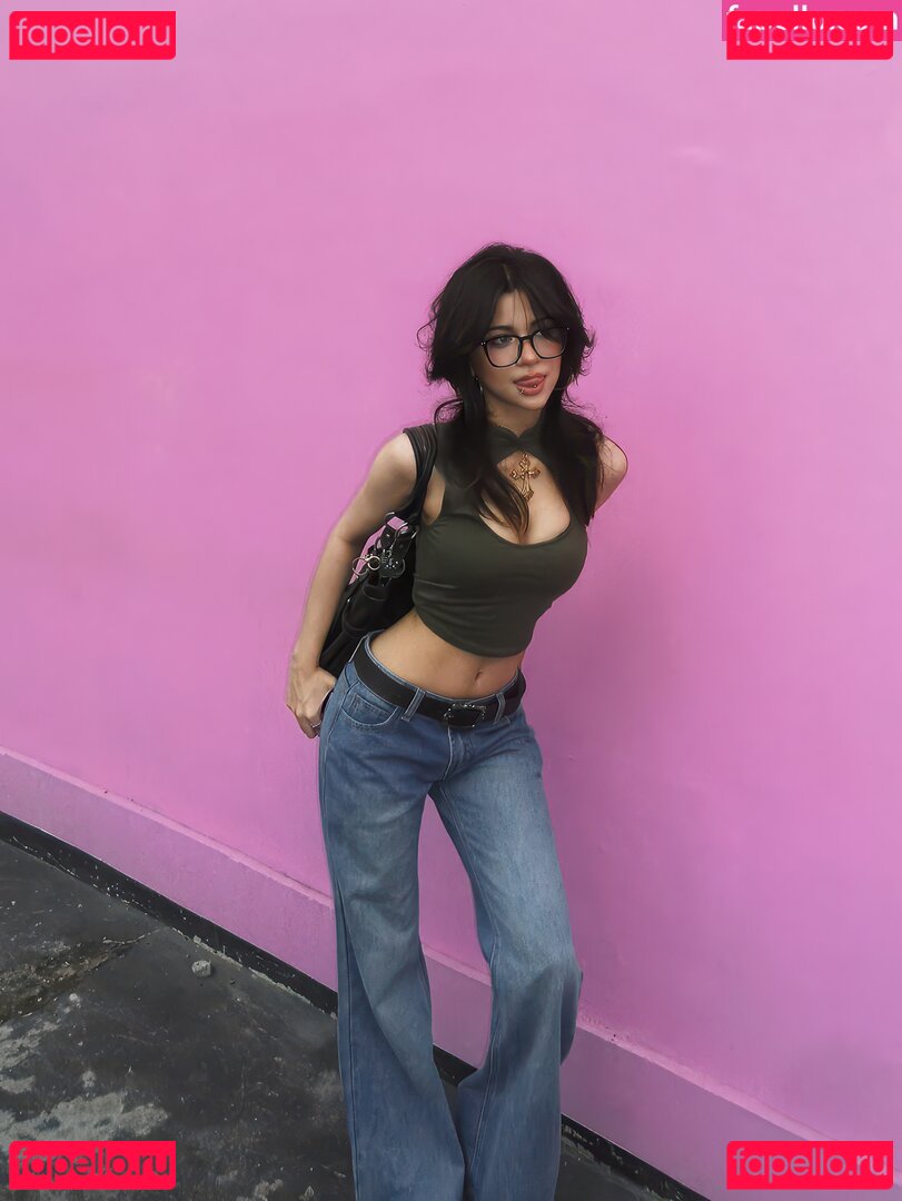 Roselew1s Nude Onlyfans Photo 8