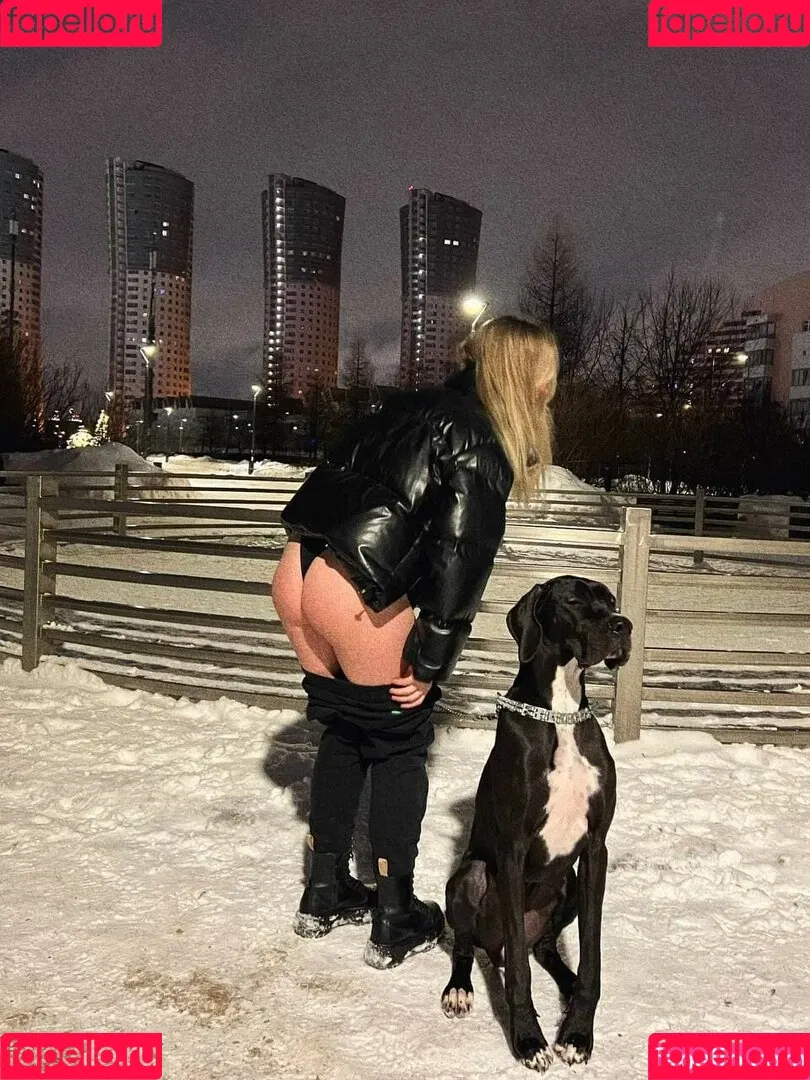 Ahrinyan Onlyfans Photo Gallery 