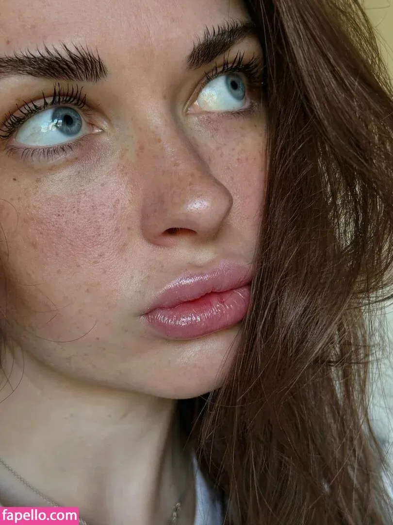 Ahrinyan Onlyfans Photo Gallery 