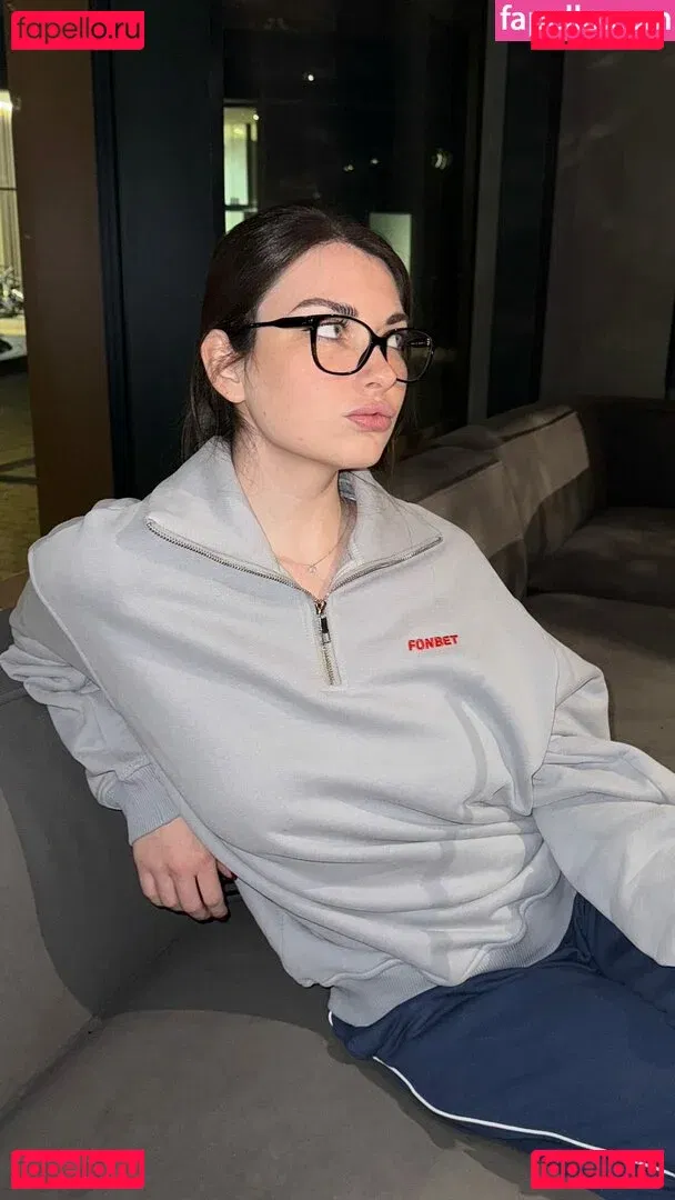 Ahrinyan Onlyfans Photo Gallery 