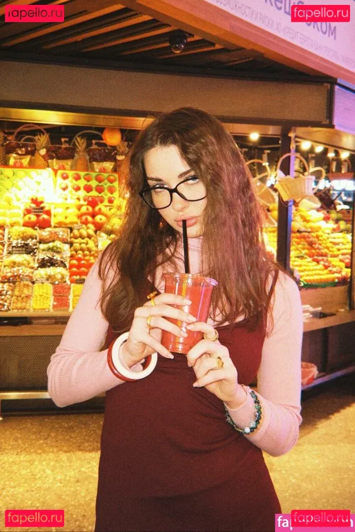 Ahrinyan Onlyfans Photo Gallery 