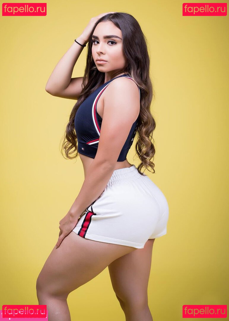 Vanessa Cahue Nude Onlyfans Photo 15
