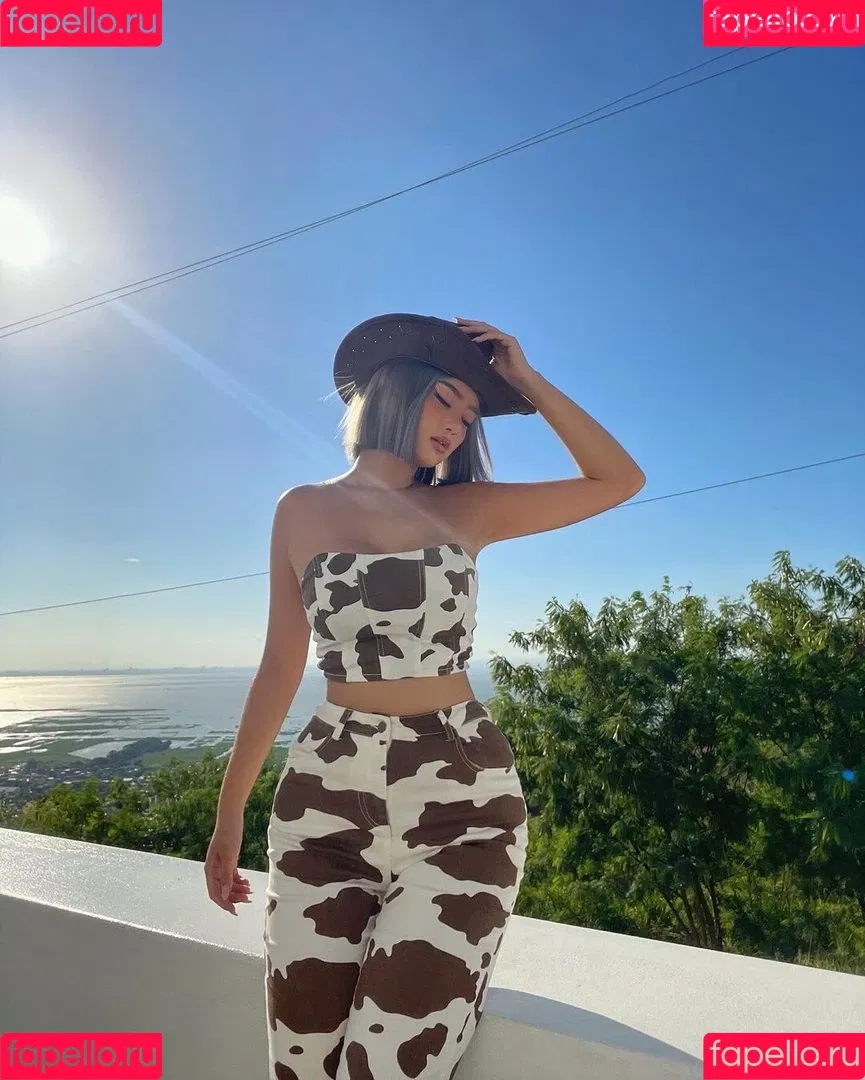 nikahigashionna Onlyfans Photo Gallery 