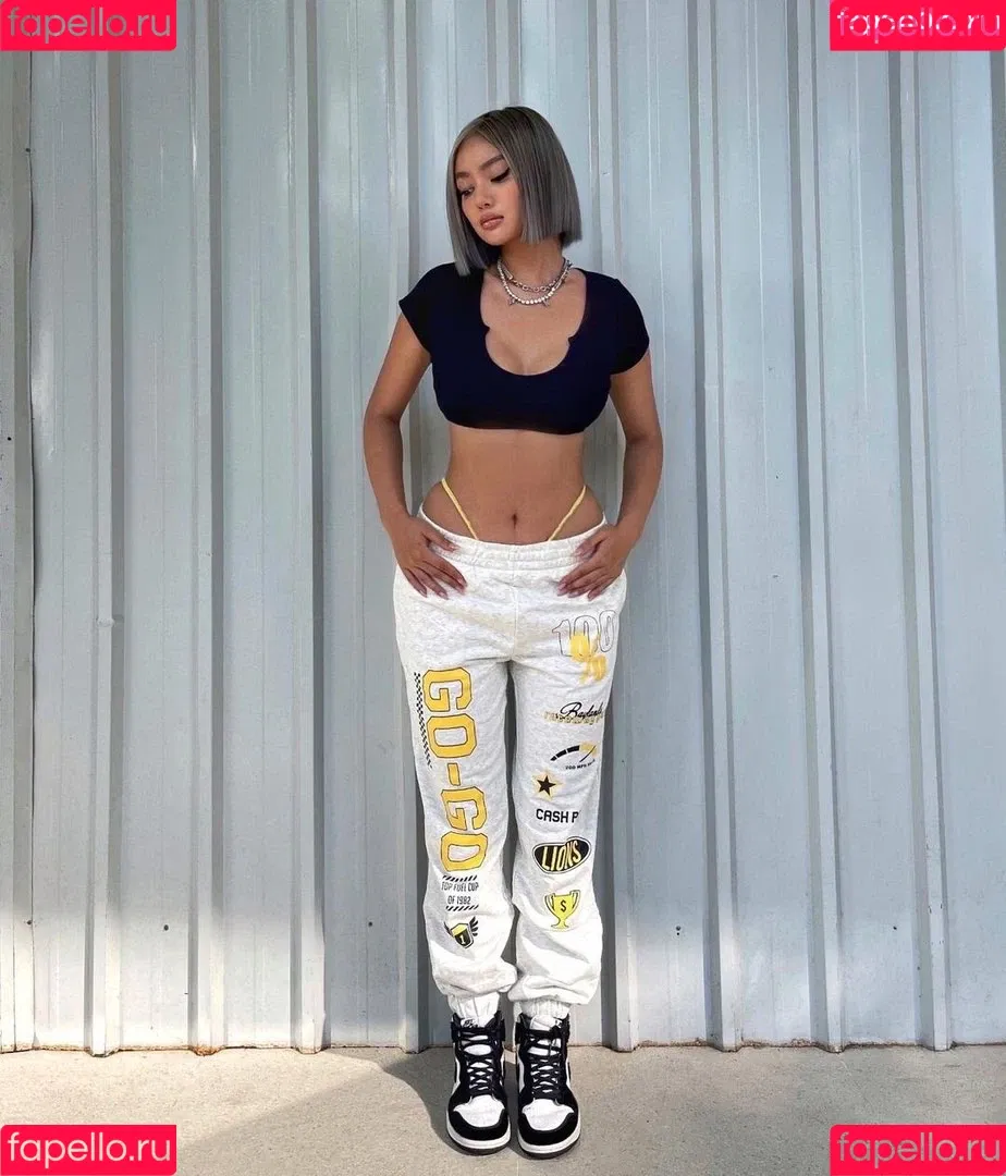 nikahigashionna Onlyfans Photo Gallery 