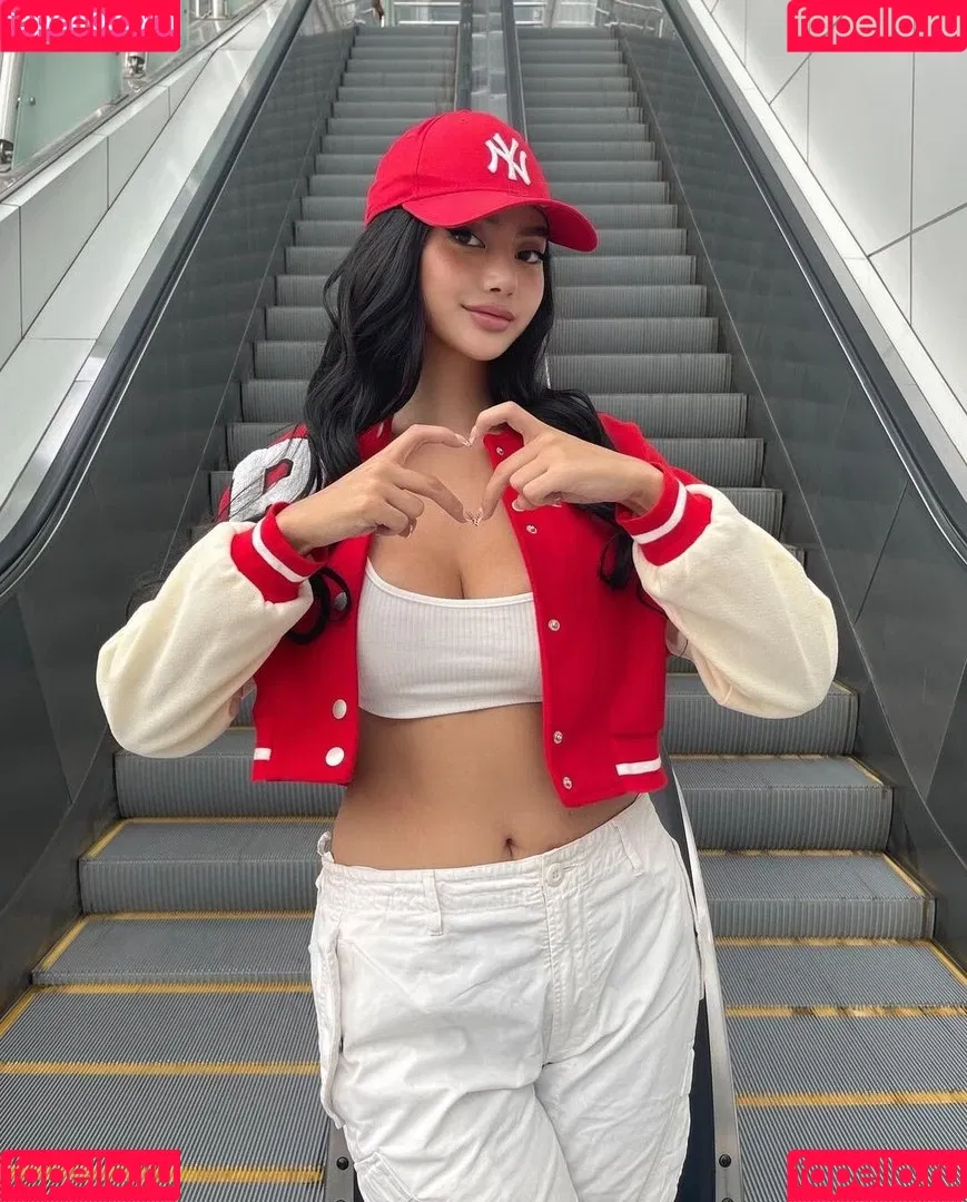 nikahigashionna Onlyfans Photo Gallery 