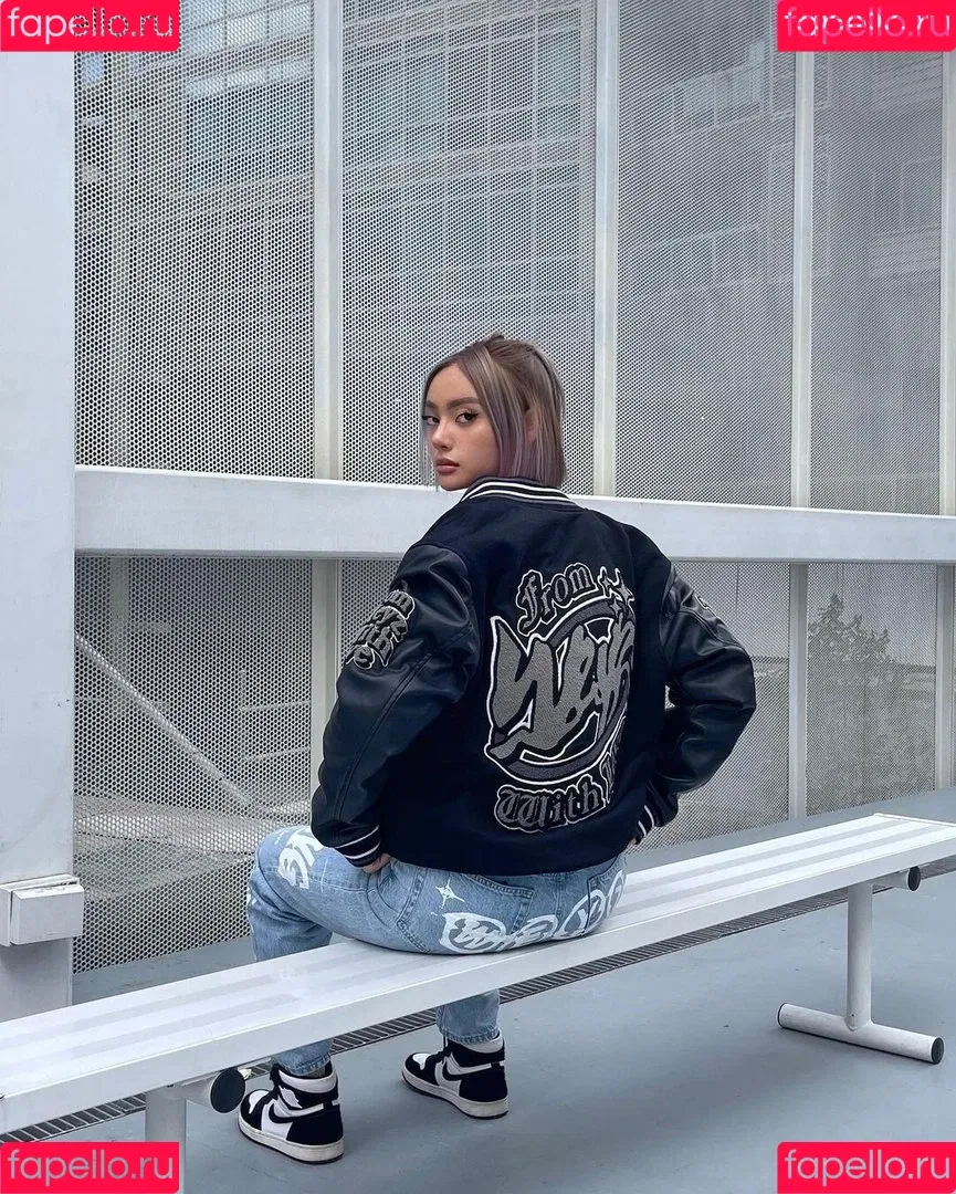 nikahigashionna Onlyfans Photo Gallery 