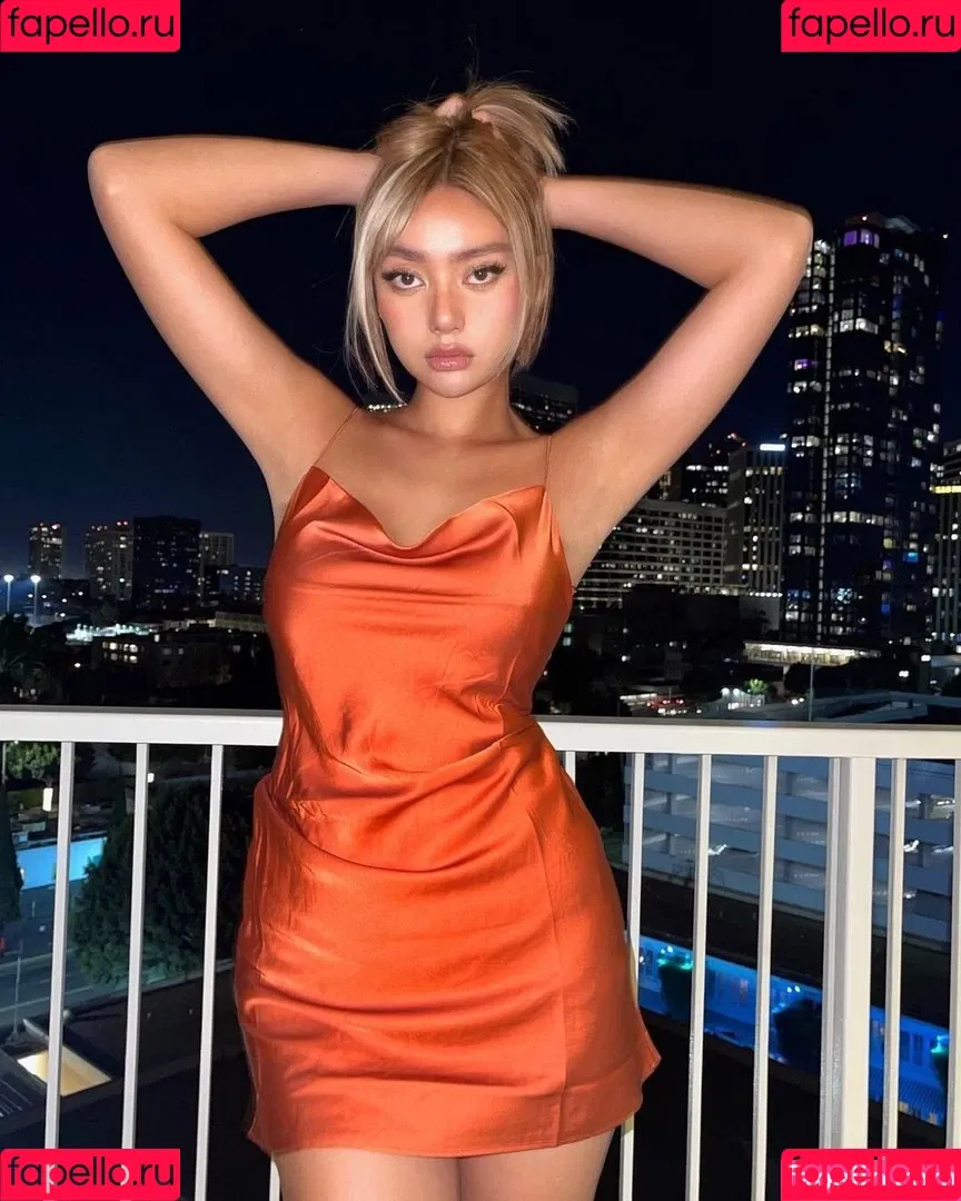 nikahigashionna Onlyfans Photo Gallery 