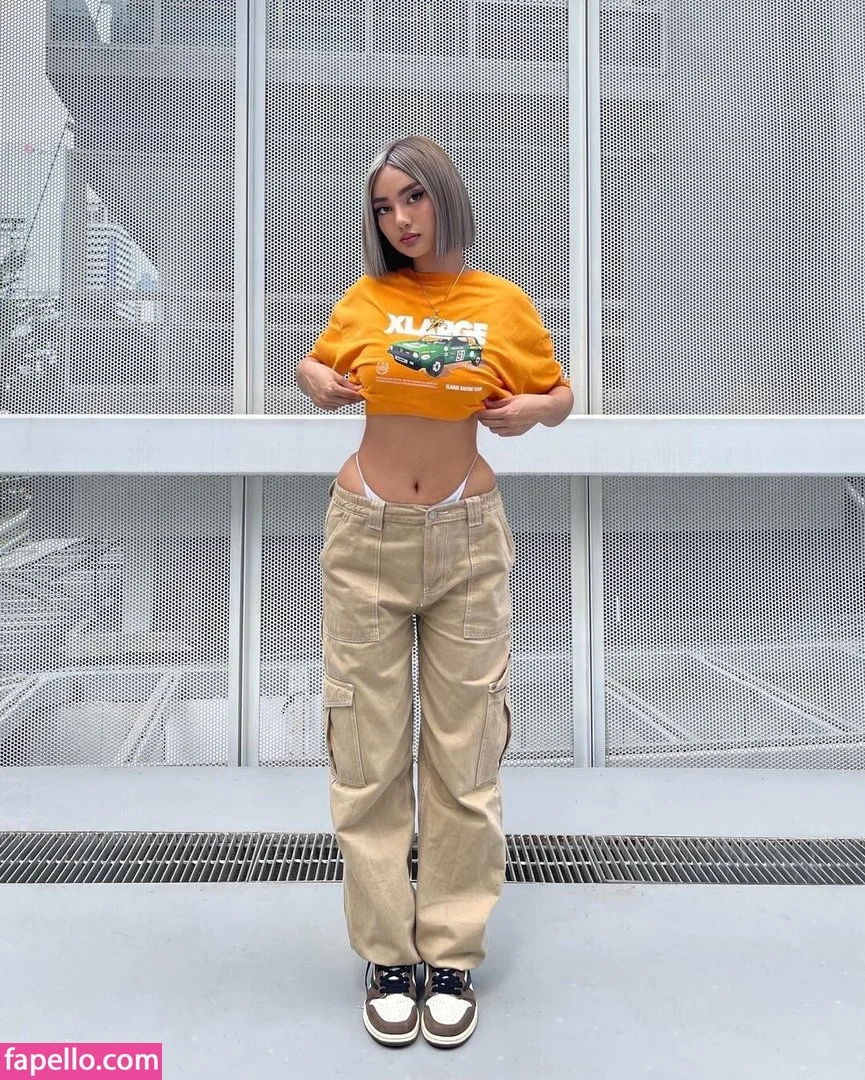 nikahigashionna Onlyfans Photo Gallery 