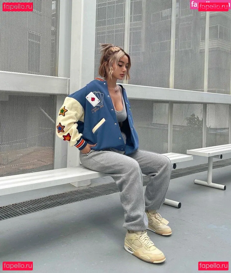 nikahigashionna Onlyfans Photo Gallery 