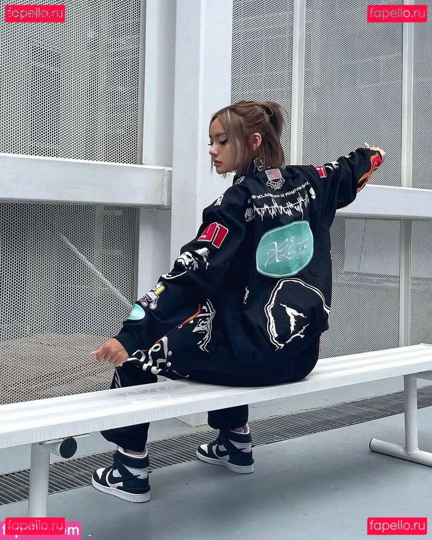 nikahigashionna Onlyfans Photo Gallery 