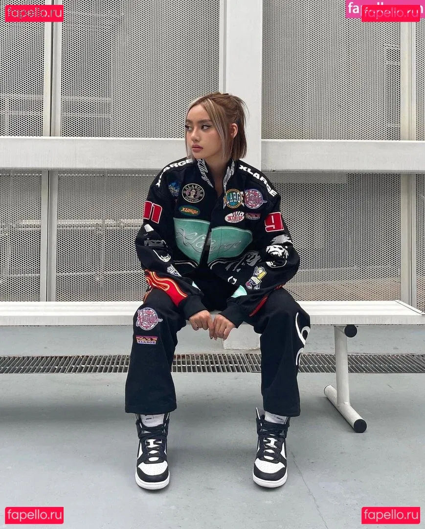 nikahigashionna Onlyfans Photo Gallery 