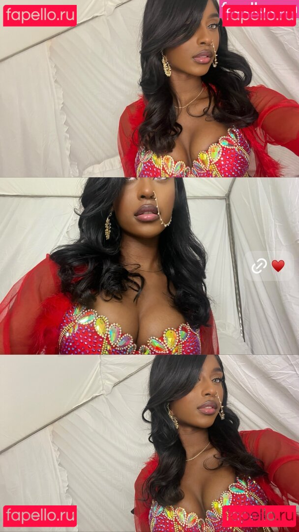 Rohilu Nude Onlyfans Photo 14