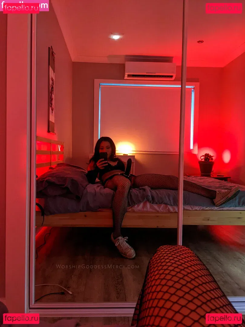 worshipgoddessmercy Onlyfans Photo Gallery 