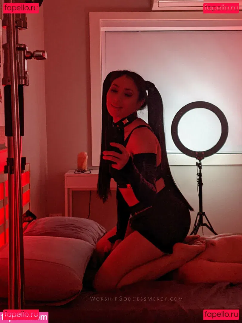 worshipgoddessmercy Onlyfans Photo Gallery 