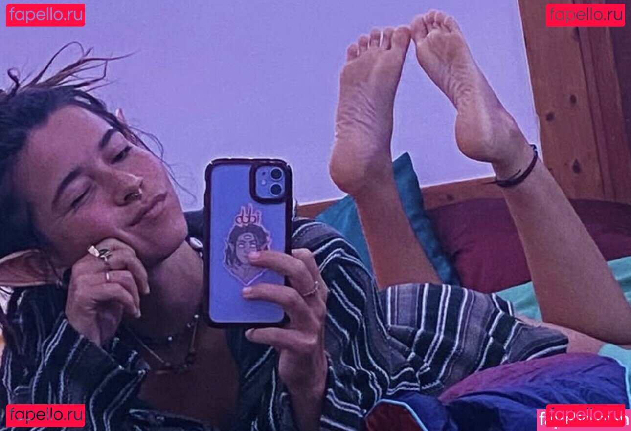 Van On The Moon Nude Onlyfans Photo 22