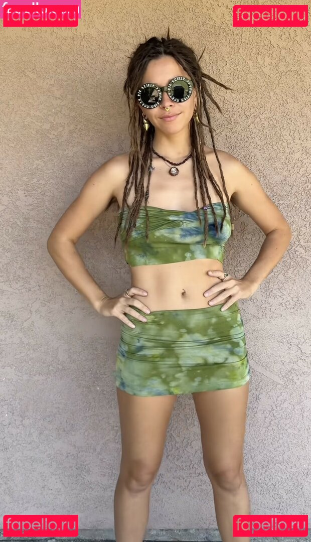 Van On The Moon Nude Onlyfans Photo 7