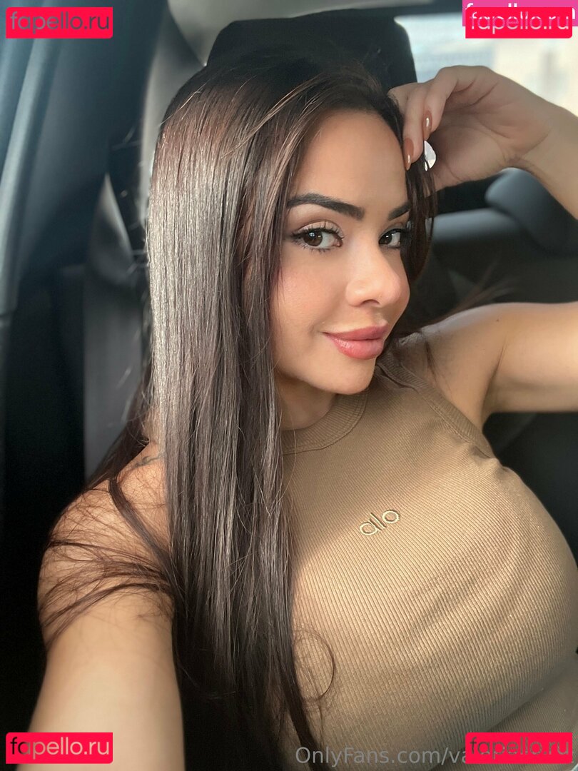 valeriacruzz Nude Onlyfans Photo 23