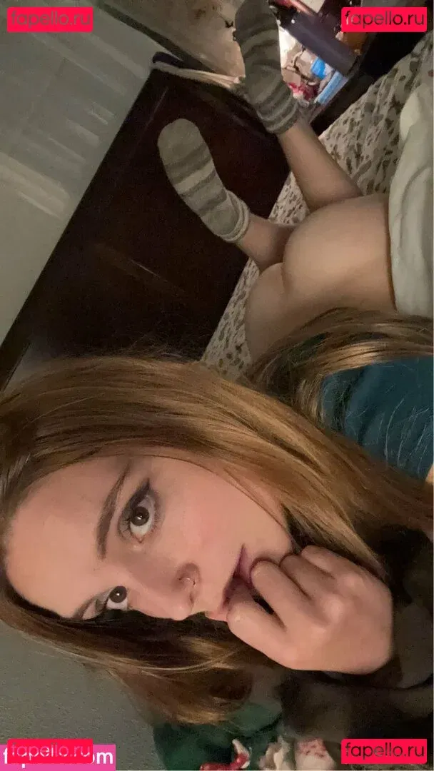 Plantluvrrr Onlyfans Photo Gallery 