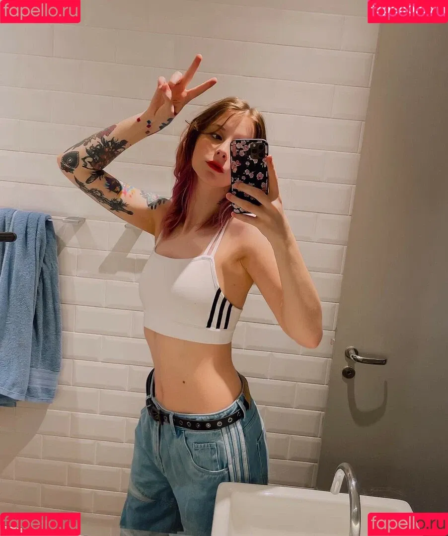 Gabi Cattuzzo Onlyfans Photo Gallery 