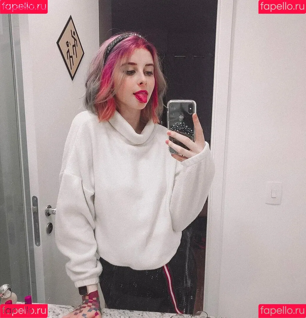 Gabi Cattuzzo Onlyfans Photo Gallery 