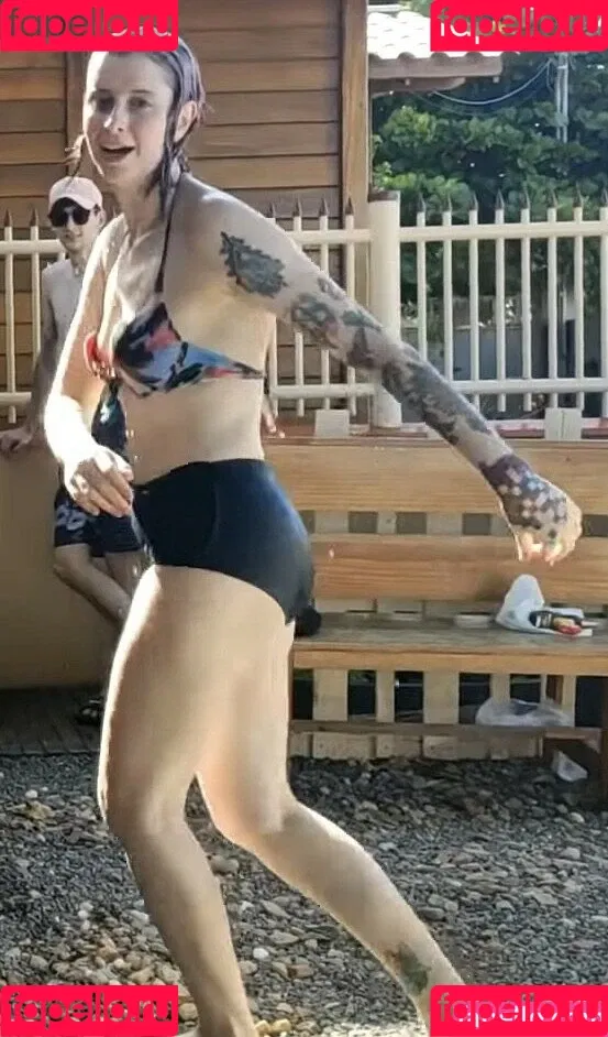 Gabi Cattuzzo Onlyfans Photo Gallery 