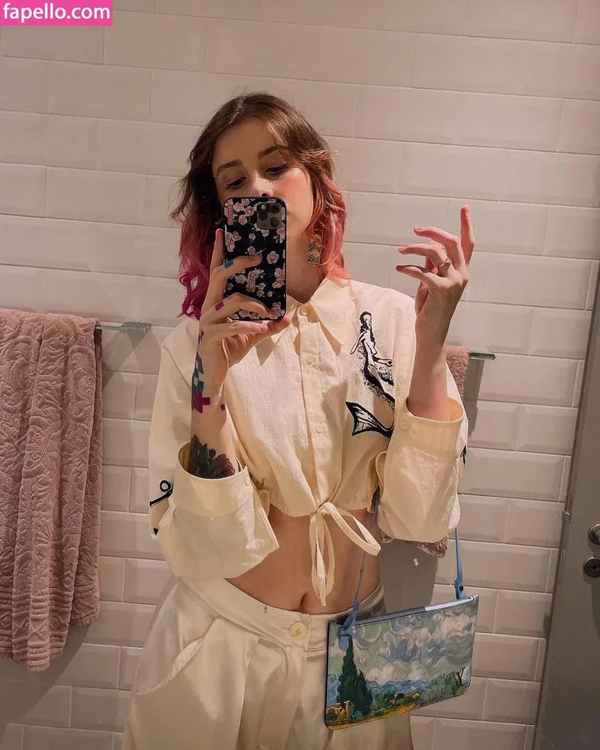 Gabi Cattuzzo Onlyfans Photo Gallery 