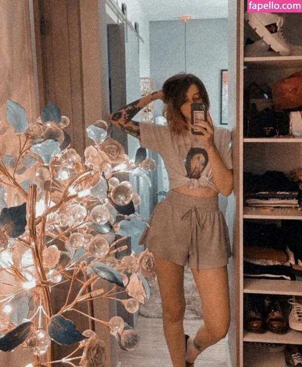 Gabi Cattuzzo Onlyfans Photo Gallery 