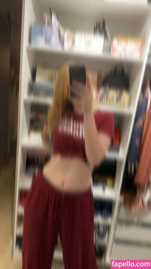 Gabi Cattuzzo Onlyfans Photo Gallery 