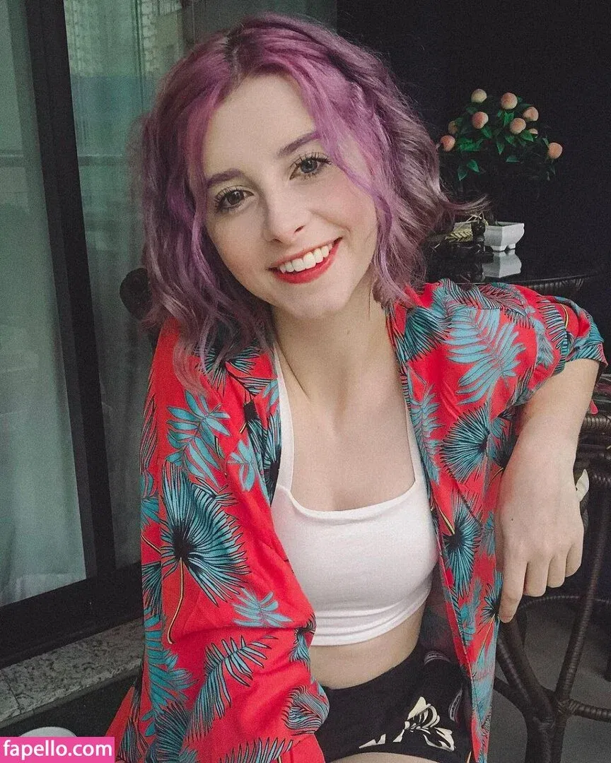 Gabi Cattuzzo Onlyfans Photo Gallery 