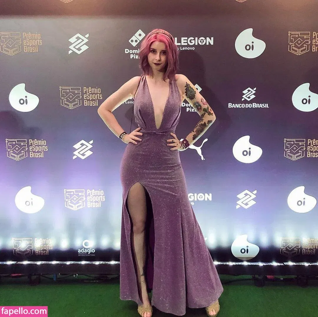 Gabi Cattuzzo Onlyfans Photo Gallery 