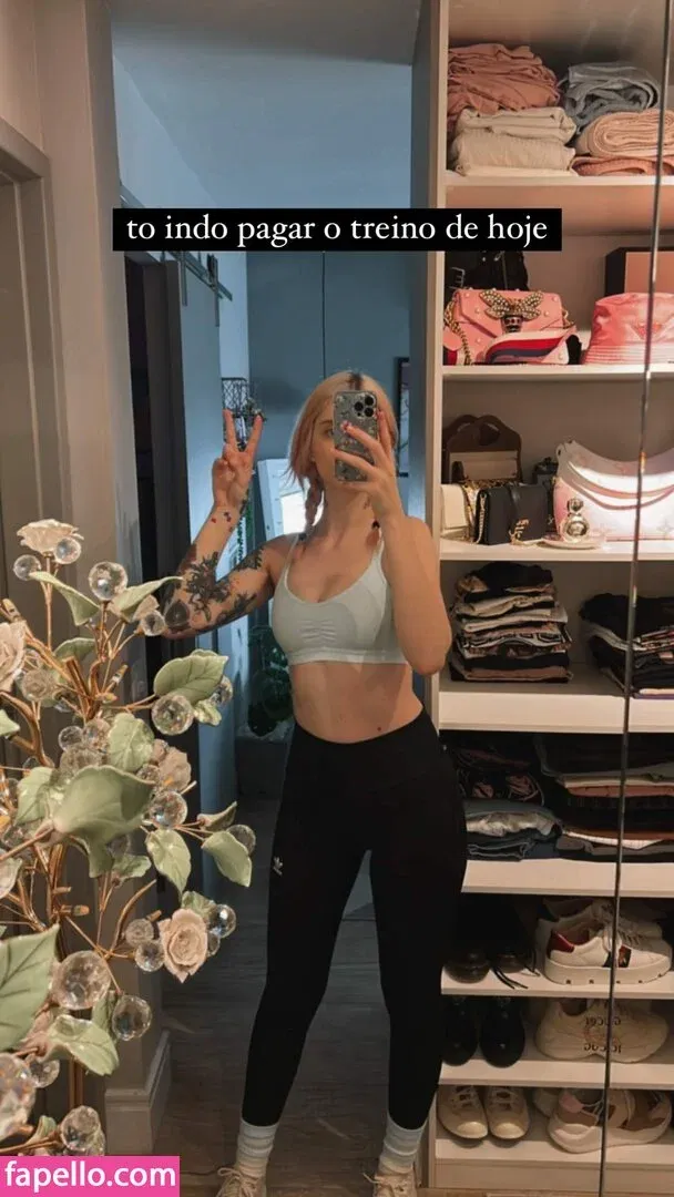 Gabi Cattuzzo Onlyfans Photo Gallery 