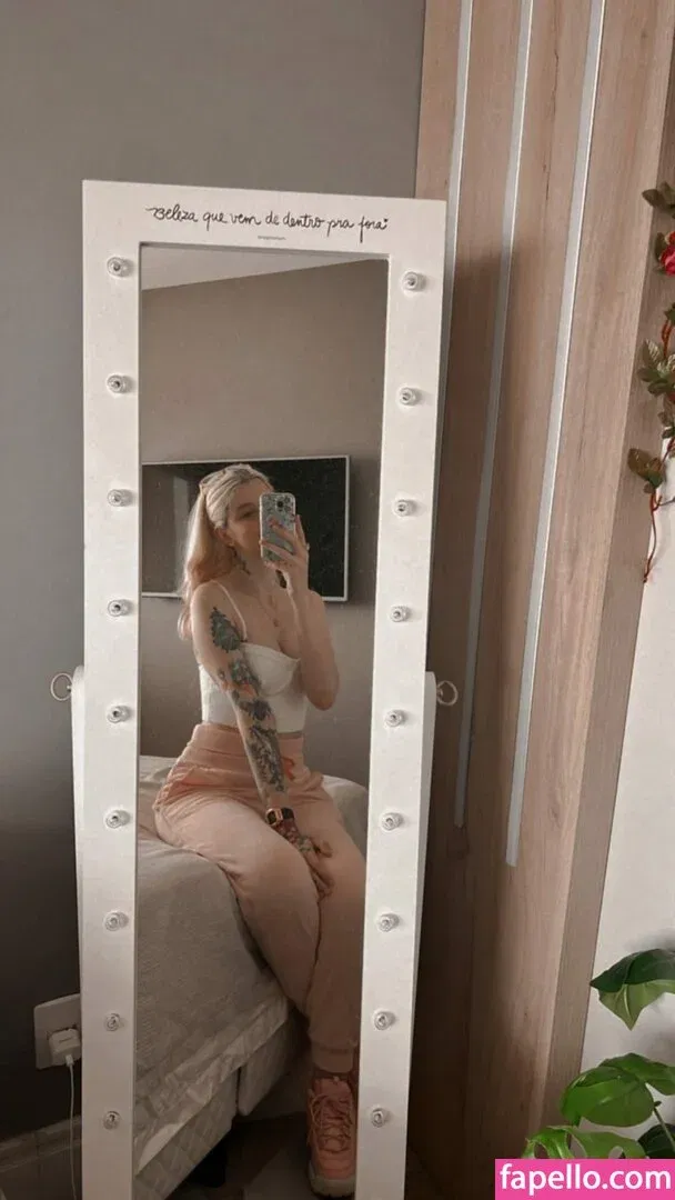 Gabi Cattuzzo Onlyfans Photo Gallery 