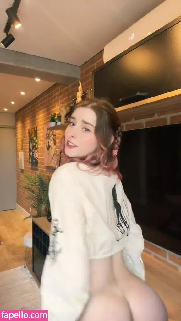 Gabi Cattuzzo Onlyfans Photo Gallery 