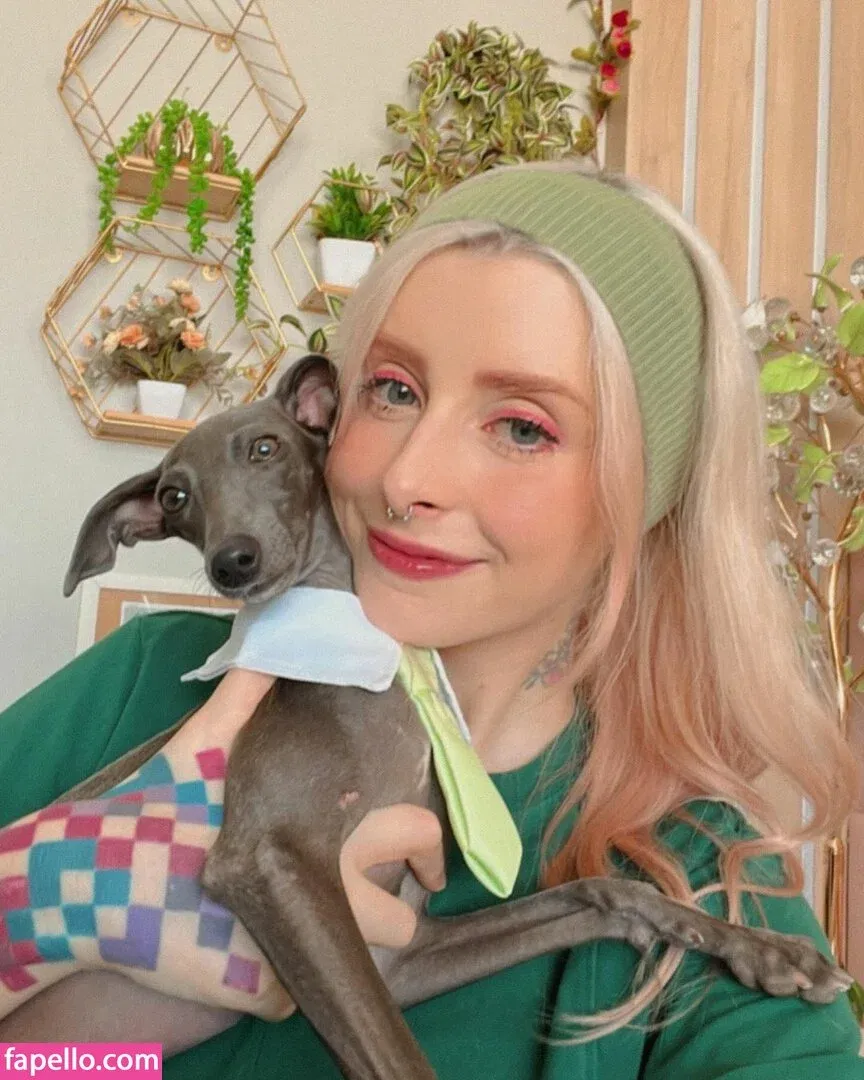 Gabi Cattuzzo Onlyfans Photo Gallery 