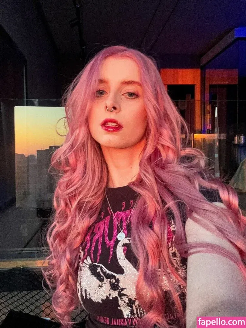 Gabi Cattuzzo Onlyfans Photo Gallery 