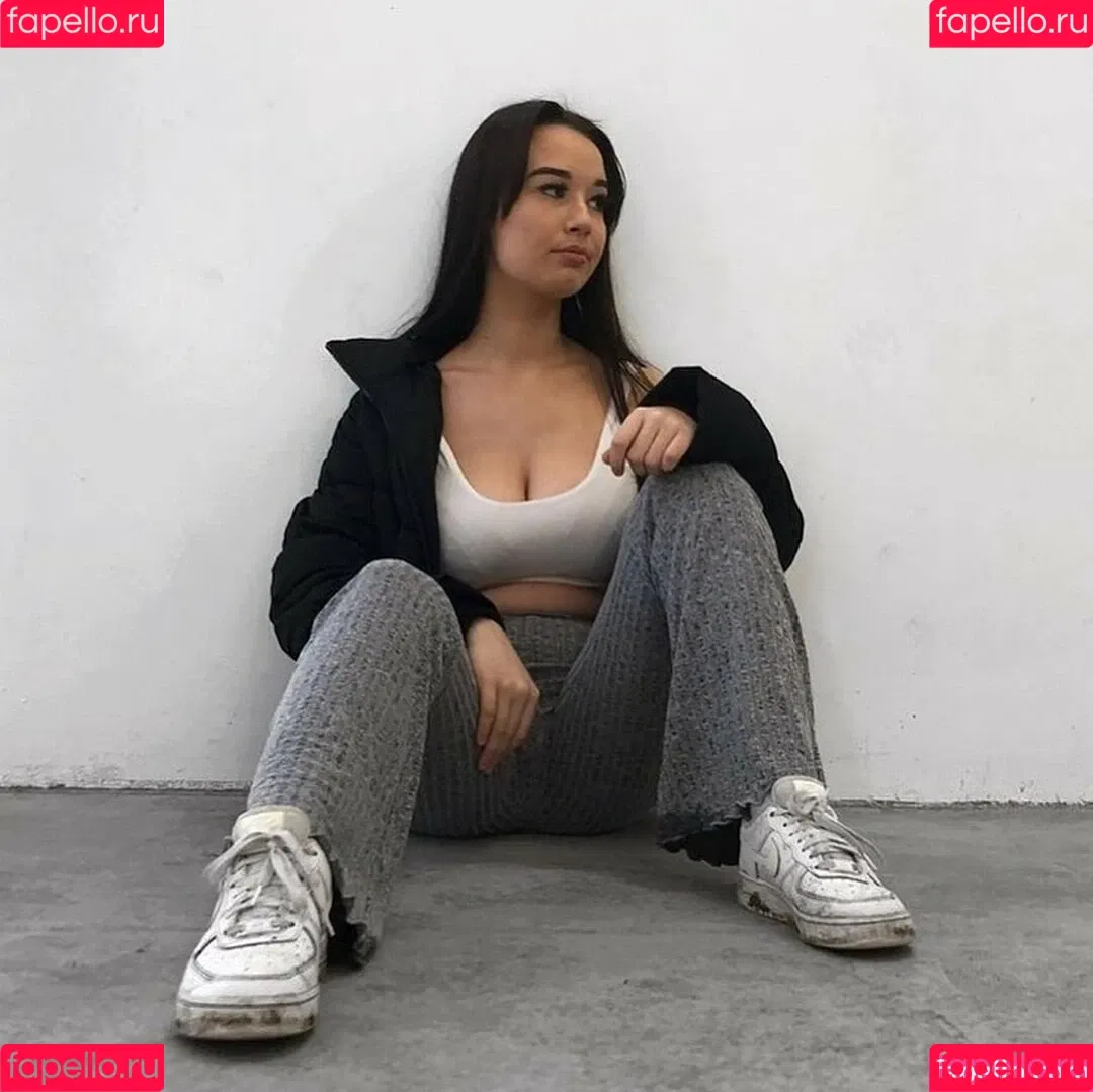 Anna Langley Onlyfans Photo Gallery 