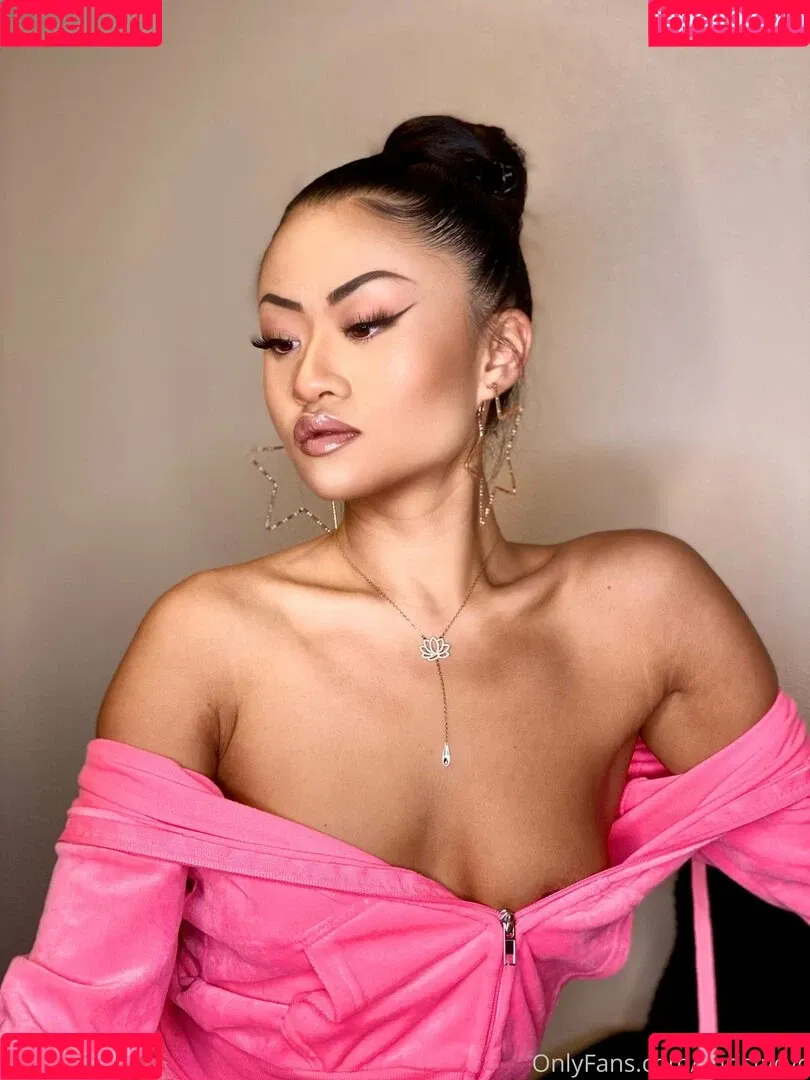 kamikolin Onlyfans Photo Gallery 