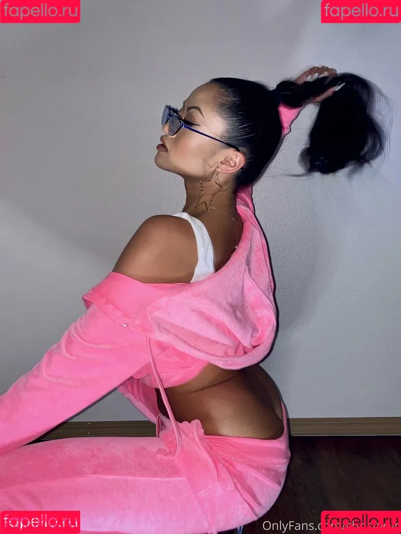 kamikolin Onlyfans Photo Gallery 