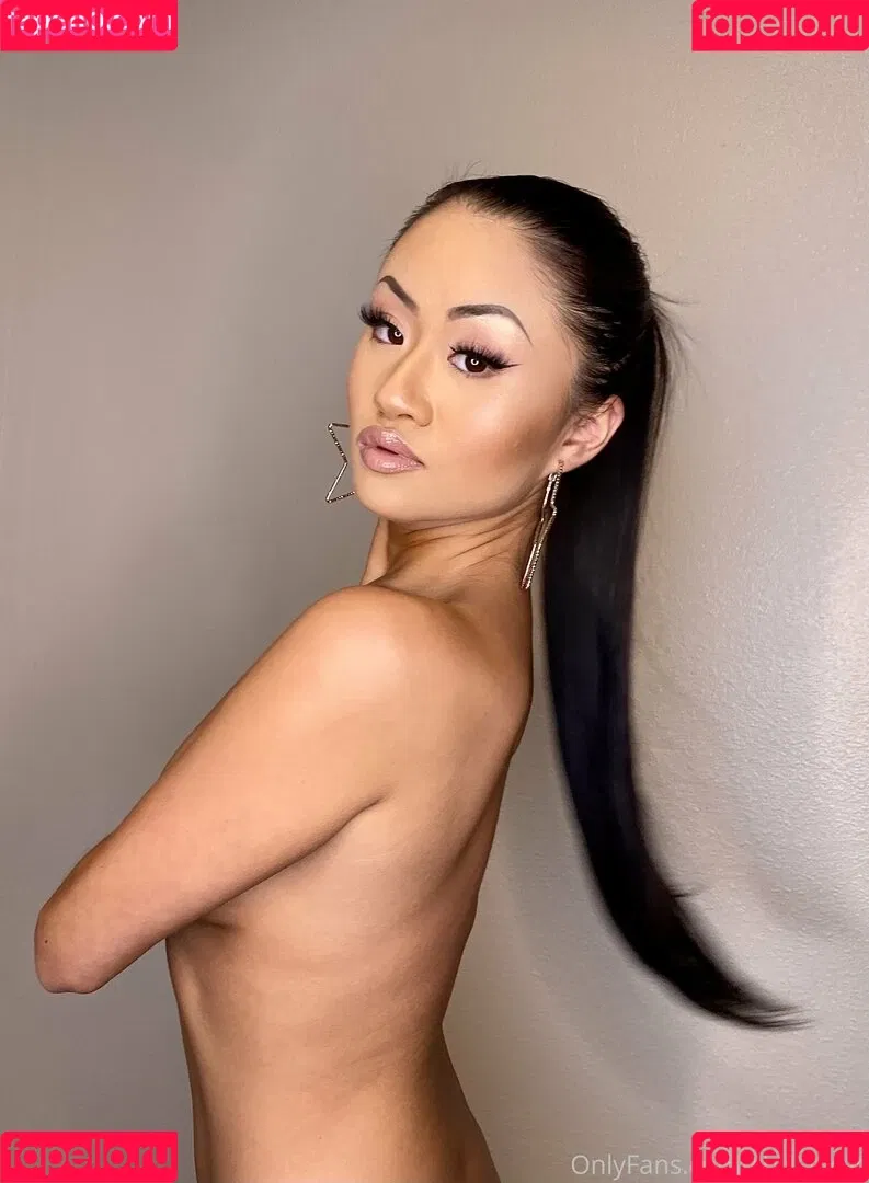 kamikolin Onlyfans Photo Gallery 