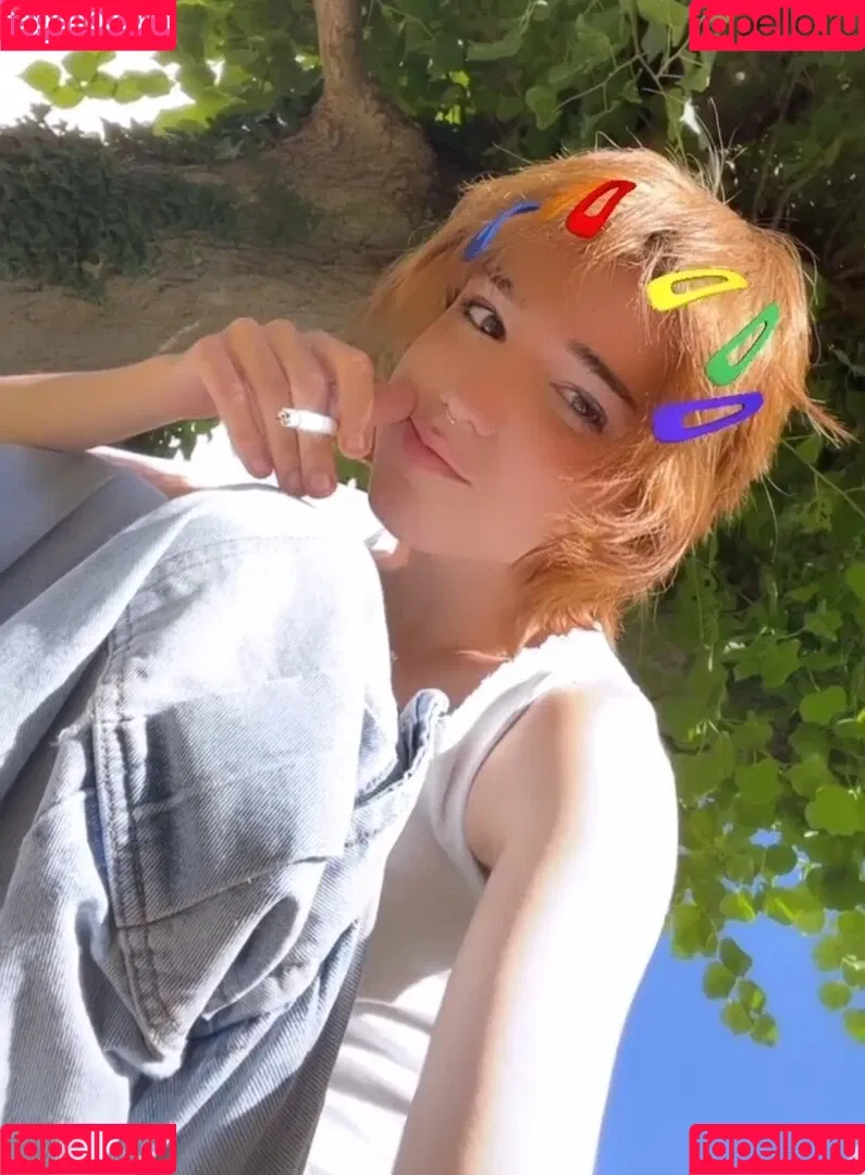 Arielle Maxine Onlyfans Photo Gallery 