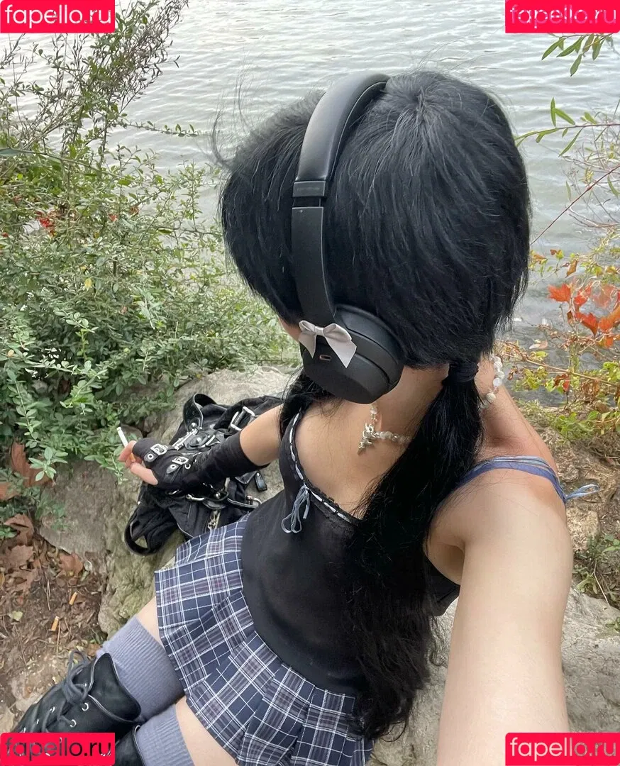 Arielle Maxine Onlyfans Photo Gallery 