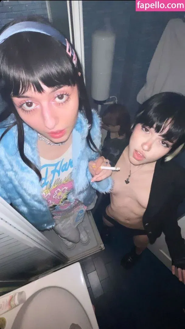 Arielle Maxine Onlyfans Photo Gallery 