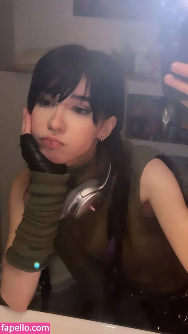 Arielle Maxine Onlyfans Photo Gallery 