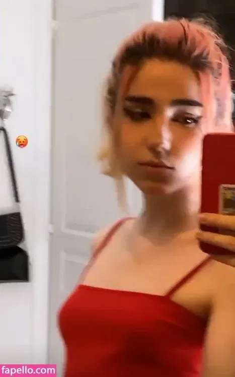 Arielle Maxine Onlyfans Photo Gallery 