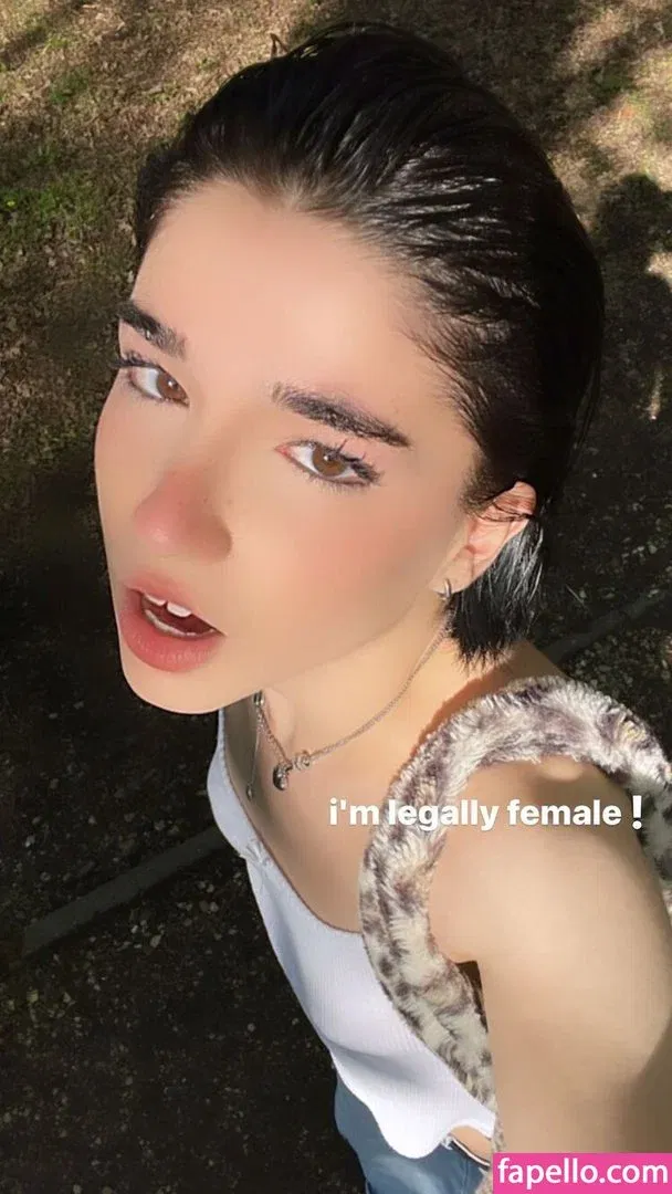 Arielle Maxine Onlyfans Photo Gallery 