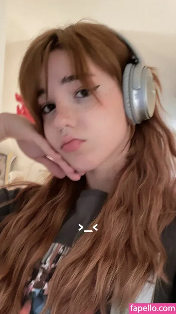 Arielle Maxine Onlyfans Photo Gallery 